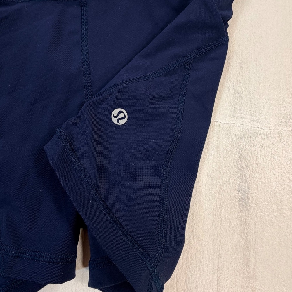 Lululemon Fast and Free High-Rise Short 6 Navy Blue Nulux Running Shorts Size 6